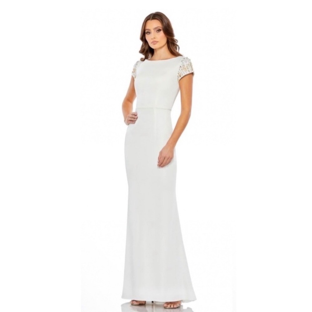 NWT leena Mac Duggal 55718 White
Beaded Cap Sleeve Column
Dress Sz 8 $398